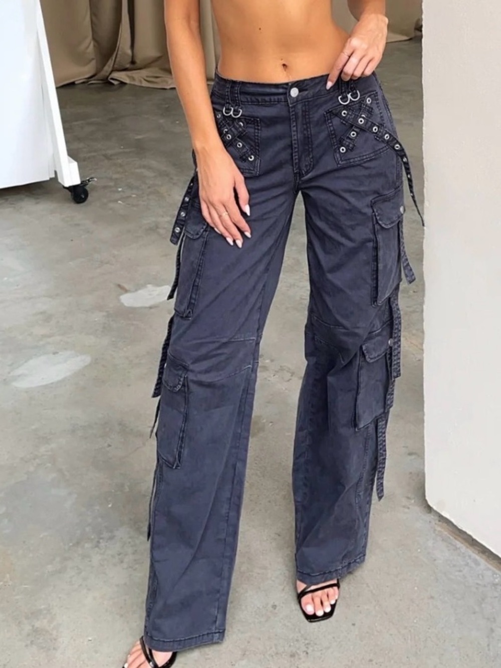 OUTCAST Electric Cargo Pants in Washed Black